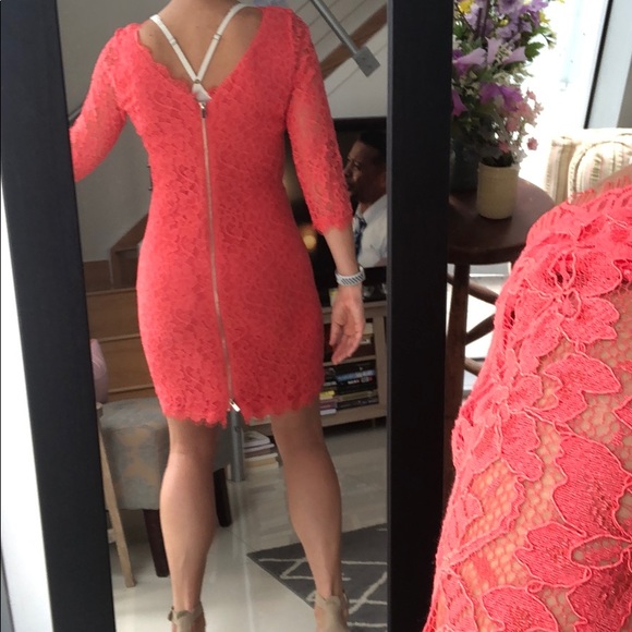 DVF sz 8 Zarita Coral lace dress with back zipper - Picture 2 of 4